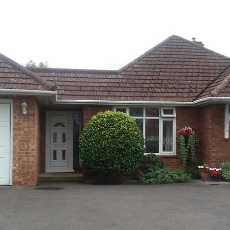 Crescent Cottage B&B Petersfield Extérieur photo